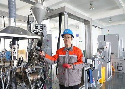 肖遠根：電工小哥變身技術大拿，他靠硬實力活成職場爽文